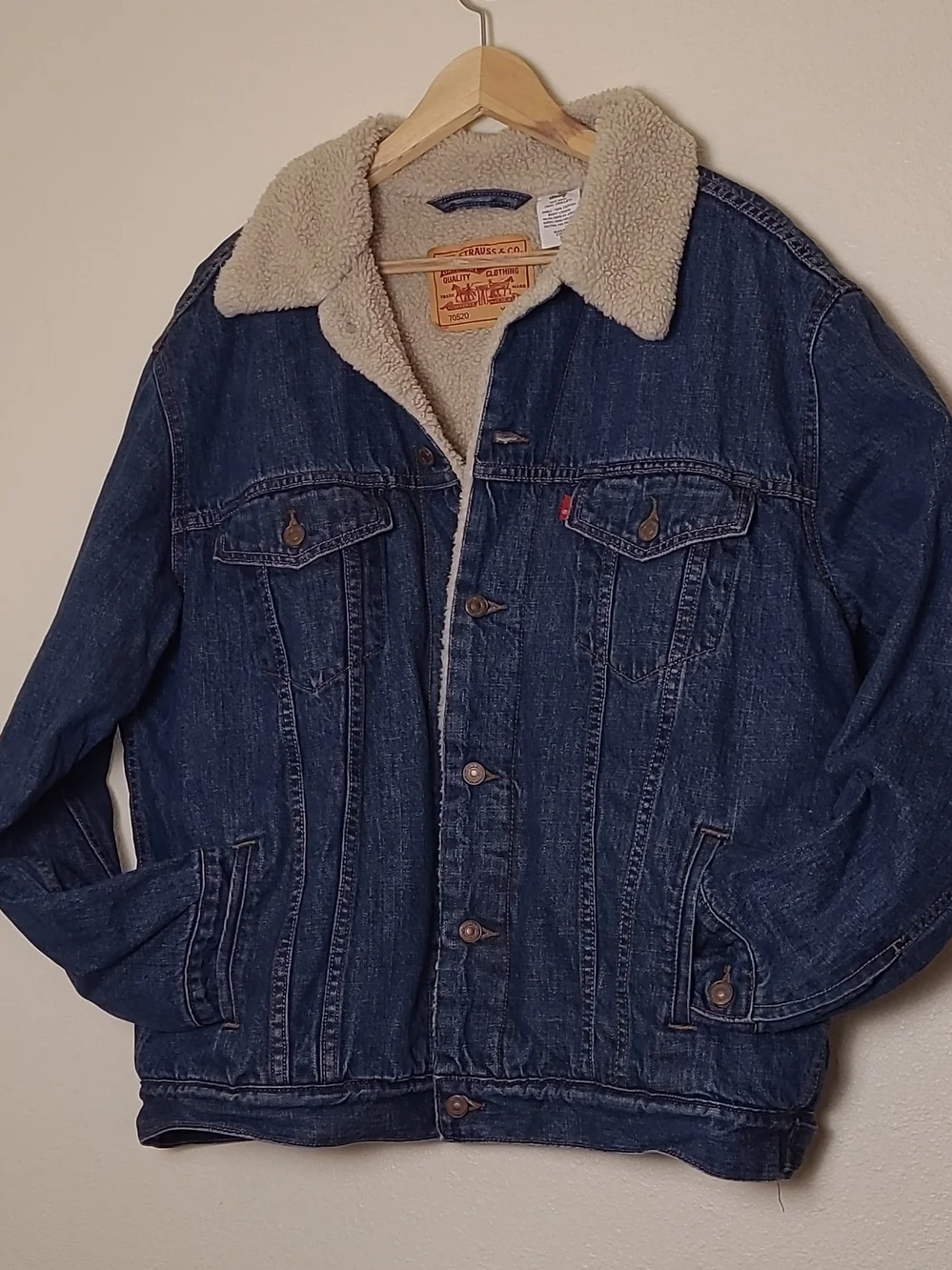 Vtg Levi's 70520 Mens  Sherpa-Lined Denim Jacket - Dark Blue with Cream Collar
